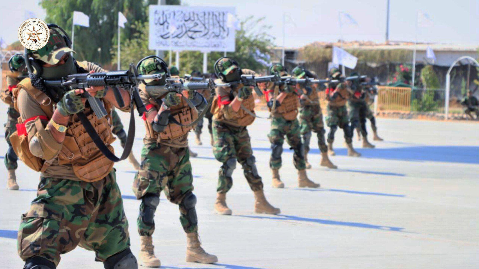 د ۲۱۵ عزم قول اردو له ښوونیز مرکز څخه سلګونه تنه ځوان منسوبین فارغ شول