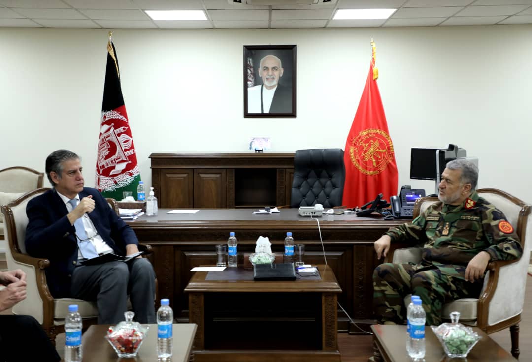 نماینده ملکی ناتو در دیدار با سرپرست وزارت دفاع ملی به ادامه کمک و همکارهای این سازمان به افغانستان تاکید کرد