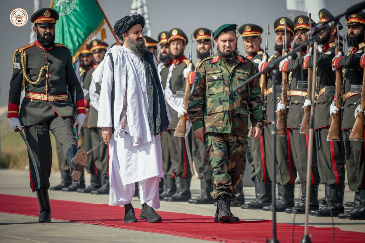 از ۲۴ اسد سومین سالگرد فتح و آزادی افغانستان از اشغال امریکا طی برگزاری رژه بزرگ نظامی در بگرام تجلیل شد